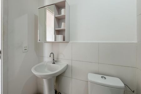 Apartamento à venda com 34m², 2 quartos e sem vaga Apartamento à venda com 34m², 2 quartos e sem vagaBanheiro