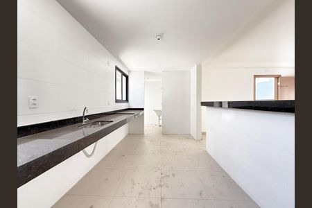 Apartamento à venda com 136m², 3 quartos e 1 vaga Apartamento à venda com 136m², 3 quartos e 1 vagaCozinha