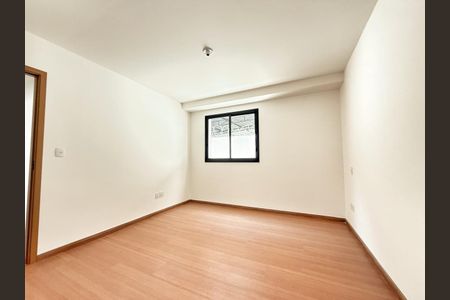 Apartamento à venda com 136m², 3 quartos e 1 vaga Apartamento à venda com 136m², 3 quartos e 1 vagaSuíte