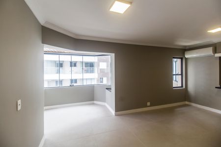 Sala de apartamento para alugar com 2 quartos, 106m² em Alphaville Industrial, Barueri