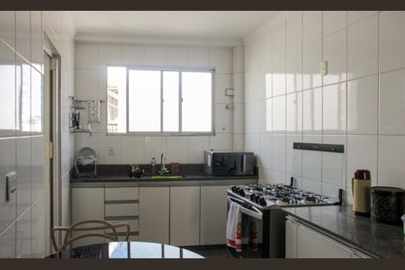 Apartamento para alugar com 230m², 4 quartos e 3 vagasCozinha