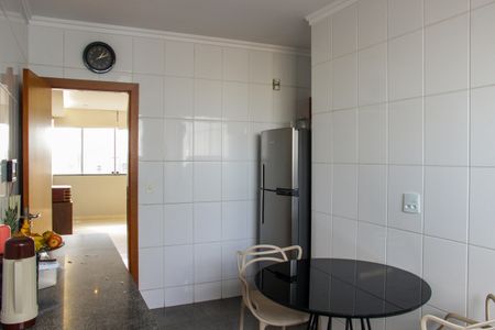 Apartamento para alugar com 230m², 4 quartos e 3 vagasCozinha