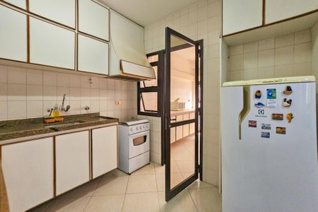 Apartamento para alugar com 83m², 2 quartos e 1 vaga Apartamento para alugar com 83m², 2 quartos e 1 vagaCozinha