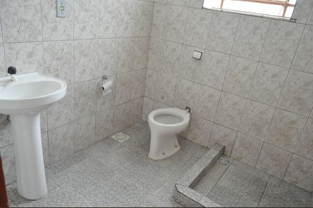 Banheiro Social de casa à venda com 1 quarto, 40m² em Piedade, Rio de Janeiro