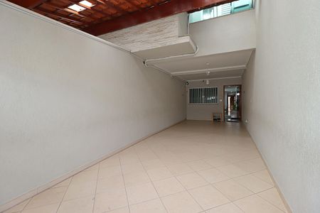 Casa à venda com 150m², 3 quartos e 2 vagasGaragem