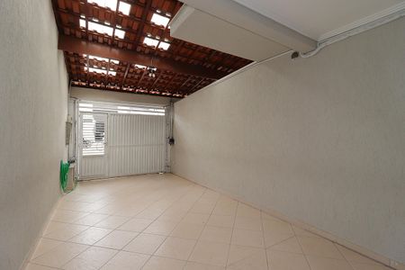 Casa à venda com 150m², 3 quartos e 2 vagasGaragem