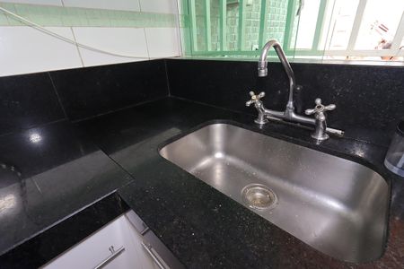 Casa à venda com 150m², 3 quartos e 2 vagasCozinha