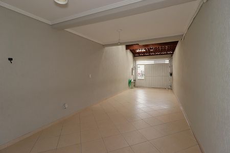 Casa à venda com 150m², 3 quartos e 2 vagasGaragem