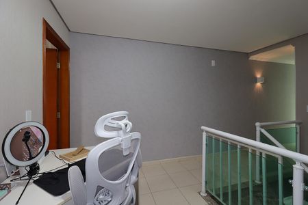 Casa à venda com 150m², 3 quartos e 2 vagasEscritório