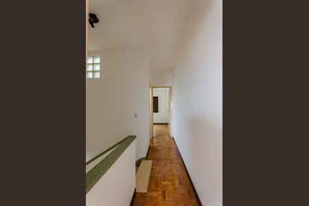 Corredor de casa à venda com 2 quartos, 90m² em Vila Mangalot, São Paulo