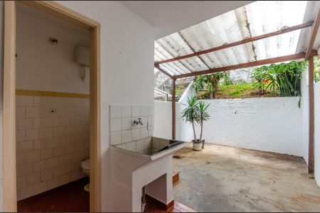 Casa à venda com 90m², 2 quartos e 1 vagaÁrea de Serviço