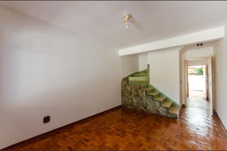 Sala de casa à venda com 2 quartos, 90m² em Vila Mangalot, São Paulo