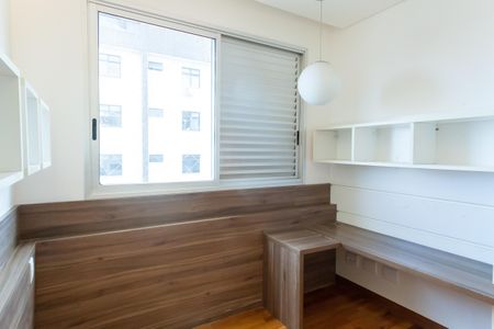Apartamento à venda com 308m², 5 quartos e 4 vagasQuarto 1