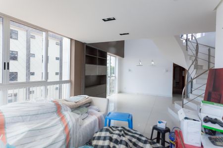 Apartamento à venda com 308m², 5 quartos e 4 vagasSala