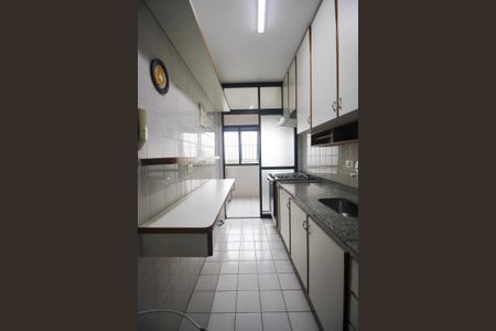 Apartamento à venda com 62m², 2 quartos e 2 vagasCozinha