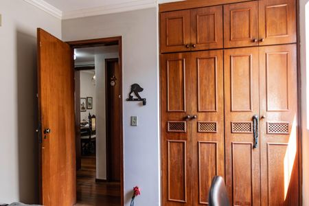 Apartamento à venda com 115m², 3 quartos e 2 vagas Apartamento à venda com 115m², 3 quartos e 2 vagasQuarto 1