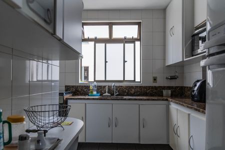 Apartamento à venda com 115m², 3 quartos e 2 vagas Apartamento à venda com 115m², 3 quartos e 2 vagasCozinha
