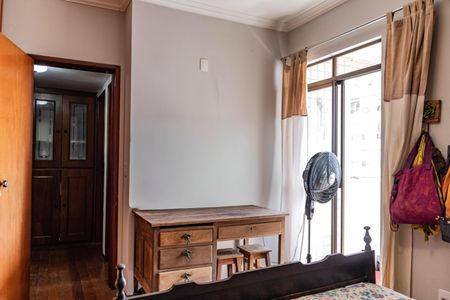 Apartamento à venda com 115m², 3 quartos e 2 vagas Apartamento à venda com 115m², 3 quartos e 2 vagasSuíte