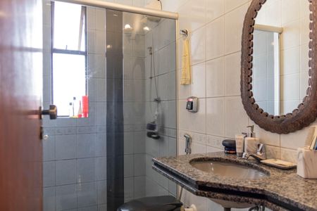 Apartamento à venda com 115m², 3 quartos e 2 vagas Apartamento à venda com 115m², 3 quartos e 2 vagasBanheiro Social