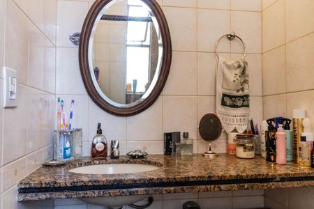 Apartamento à venda com 115m², 3 quartos e 2 vagas Apartamento à venda com 115m², 3 quartos e 2 vagasBanheiro da Suíte