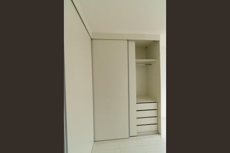 Apartamento para alugar com 63m², 2 quartos e 2 vagas Apartamento para alugar com 63m², 2 quartos e 2 vagasSuíte