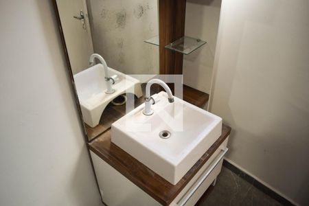 Casa à venda com 80m², 2 quartos e sem vaga