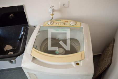 Casa à venda com 80m², 2 quartos e sem vaga