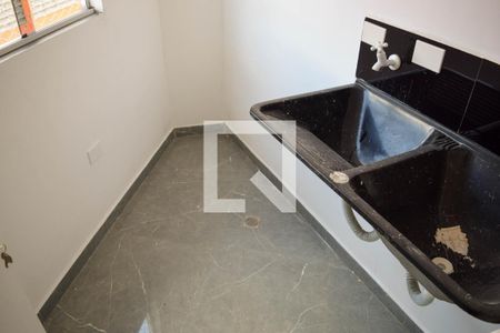 Casa à venda com 80m², 2 quartos e sem vaga