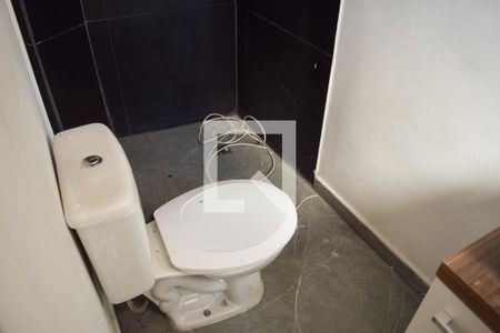 Casa à venda com 80m², 2 quartos e sem vaga