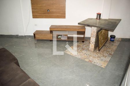 Casa à venda com 80m², 2 quartos e sem vaga