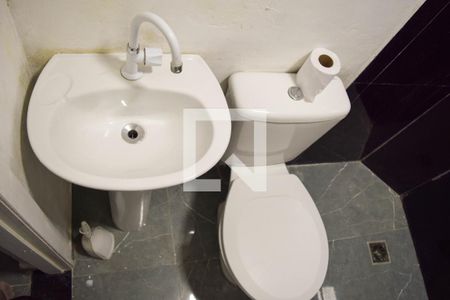 Casa à venda com 80m², 2 quartos e sem vaga