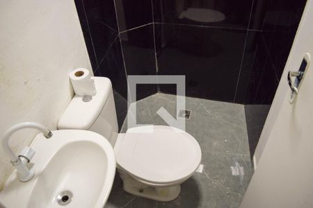 Casa à venda com 80m², 2 quartos e sem vaga