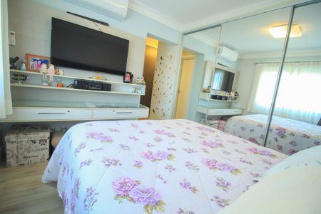 Apartamento à venda com 210m², 4 quartos e 3 vagas Apartamento à venda com 210m², 4 quartos e 3 vagasSuíte 1