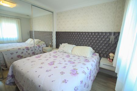 Apartamento à venda com 210m², 4 quartos e 3 vagas Apartamento à venda com 210m², 4 quartos e 3 vagasSuíte 1