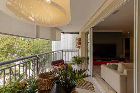 Sacada de apartamento para alugar com 3 quartos, 140m² em Itaim Bibi, São Paulo