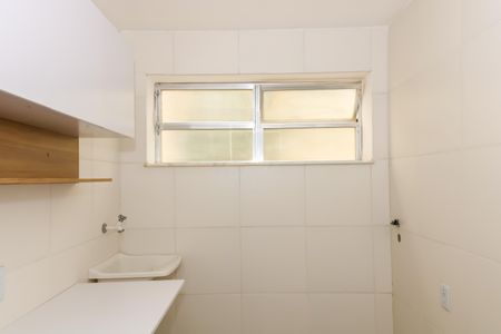 Apartamento à venda com 48m², 2 quartos e sem vaga Apartamento à venda com 48m², 2 quartos e sem vagaCozinha e Área de Serviço