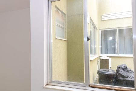 Apartamento à venda com 48m², 2 quartos e sem vaga Apartamento à venda com 48m², 2 quartos e sem vagaVista do Quarto 2