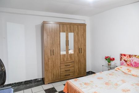 Quarto 1 de casa para alugar com 2 quartos, 62m² em Jardim Santa Rita, Guarulhos