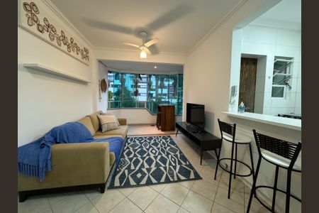 Sala de apartamento para alugar com 2 quartos, 89m² em Canasvieiras, Florianópolis