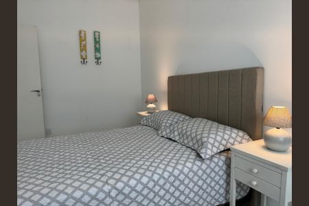 Quarto de apartamento para alugar com 2 quartos, 89m² em Canasvieiras, Florianópolis