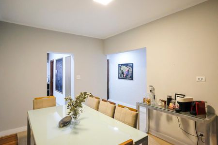 Casa à venda com 186m², 3 quartos e 2 vagasSala de jantar