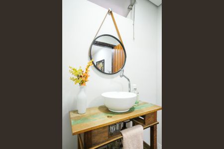 Casa à venda com 186m², 3 quartos e 2 vagasLavabo