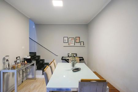 Casa à venda com 186m², 3 quartos e 2 vagasSala de jantar