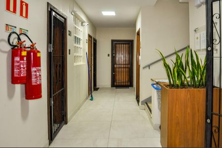 Apartamento à venda com 110m², 3 quartos e sem vaga Apartamento à venda com 110m², 3 quartos e sem vagaÁrea comumf