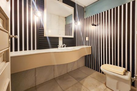 Apartamento à venda com 543m², 4 quartos e 2 vagas Apartamento à venda com 543m², 4 quartos e 2 vagasLavabo