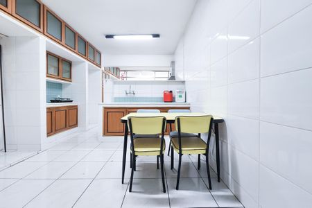 Apartamento à venda com 543m², 4 quartos e 2 vagas Apartamento à venda com 543m², 4 quartos e 2 vagasCozinha