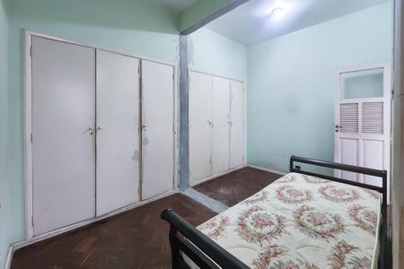 Apartamento à venda com 543m², 4 quartos e 2 vagas Apartamento à venda com 543m², 4 quartos e 2 vagasQuarto de serviço 2