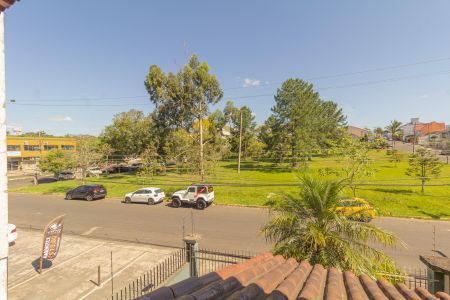 Casa à venda com 310m², 4 quartos e 4 vagas Casa à venda com 310m², 4 quartos e 4 vagasVista do Quarto 3