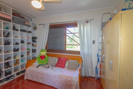 Casa à venda com 310m², 4 quartos e 4 vagas Casa à venda com 310m², 4 quartos e 4 vagasQuarto 3