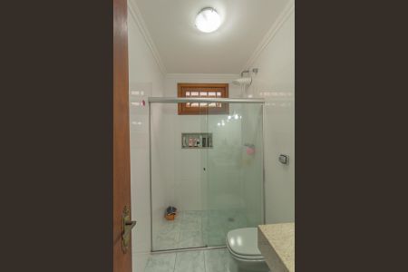 Casa à venda com 310m², 4 quartos e 4 vagas Casa à venda com 310m², 4 quartos e 4 vagasBanheiro Social